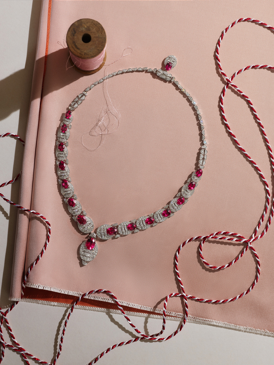 LUNDLUND : Cartier for Vogue Australia