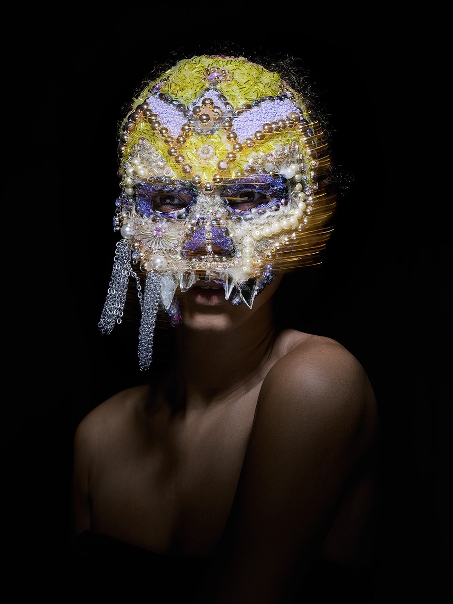 LUNDLUND : Masks by Valeria Montti Colque