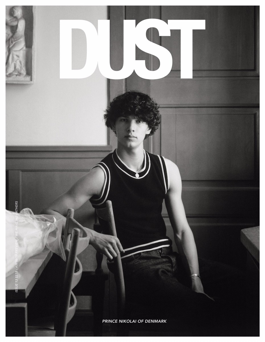LUNDLUND : Dust Magazine
